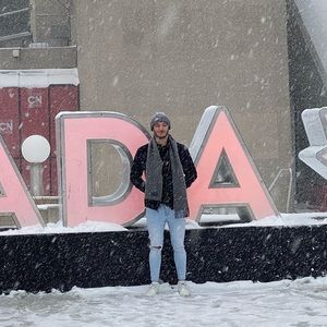 Meet your Posher, Anth